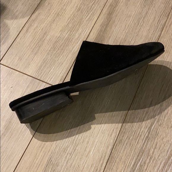 Intentionally Blank Suede Slipper - Picture 3 of 3